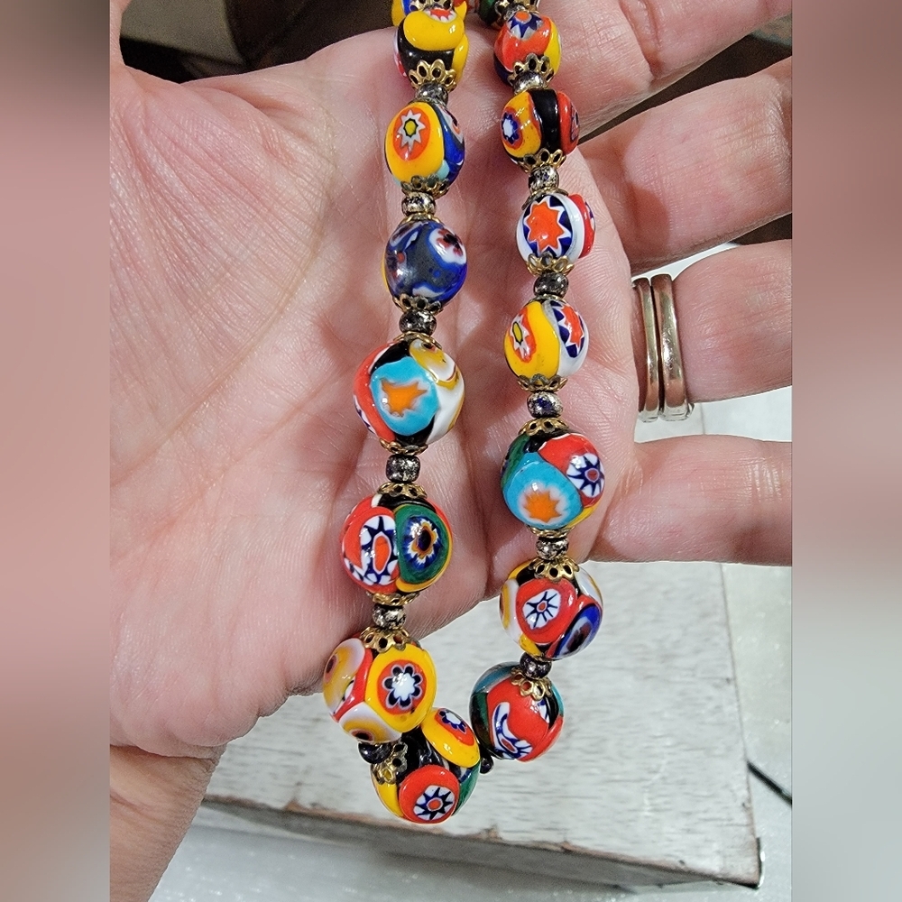 Venetian Millefiori Vintage Art Glass Graduated Beaded Necklace - Picture 6 of 8